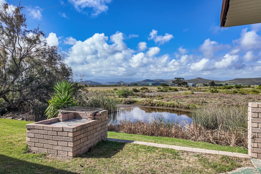 4 Bedroom Property for Sale in Riverside Western Cape